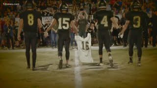 Apache Junction football honors fallen teammate