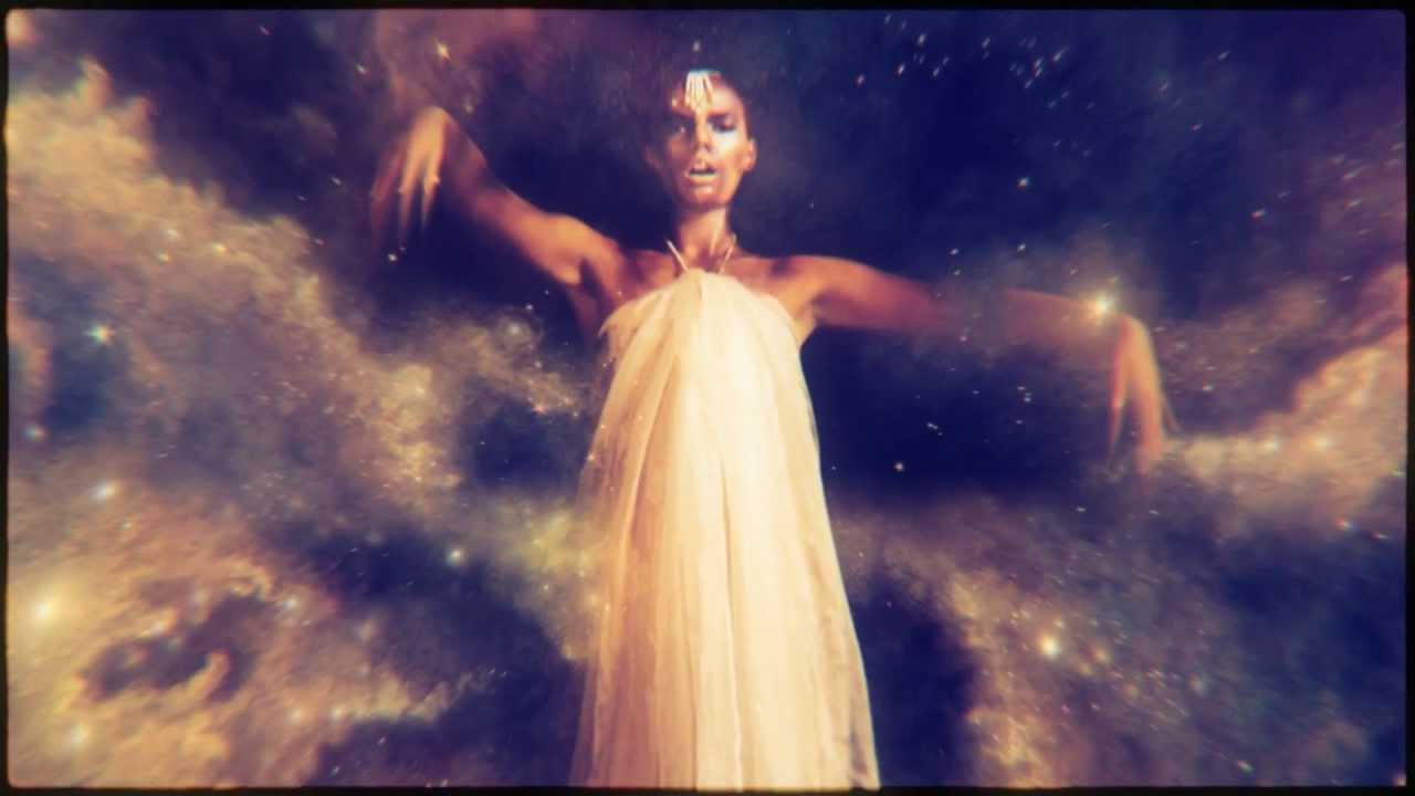 Смотреть «Immram - "Dignity"» на YouTube Смотреть «Immram - "Dignity"» на YouTube