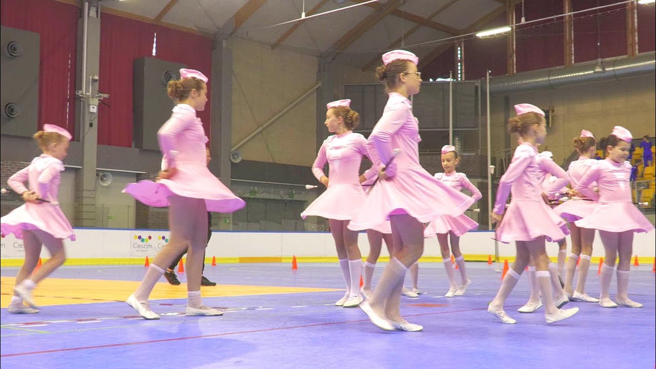 Majorettes 'FORTIS' - Jeżowe / Mażoretki | defilade baton classic cadet | Cieszyn 2023
