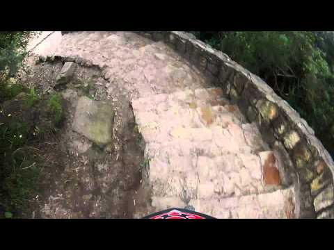 RedBull Devotos de Monserrate 2012 por Marcelo Gutierrez-Awesome downhill round in Monserrate