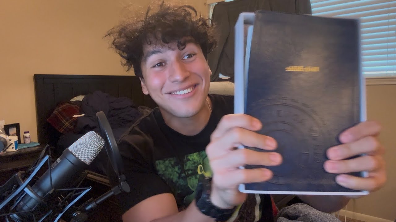 the-best-catholic-bible-for-travel-unboxing-my-compact-on-the-go