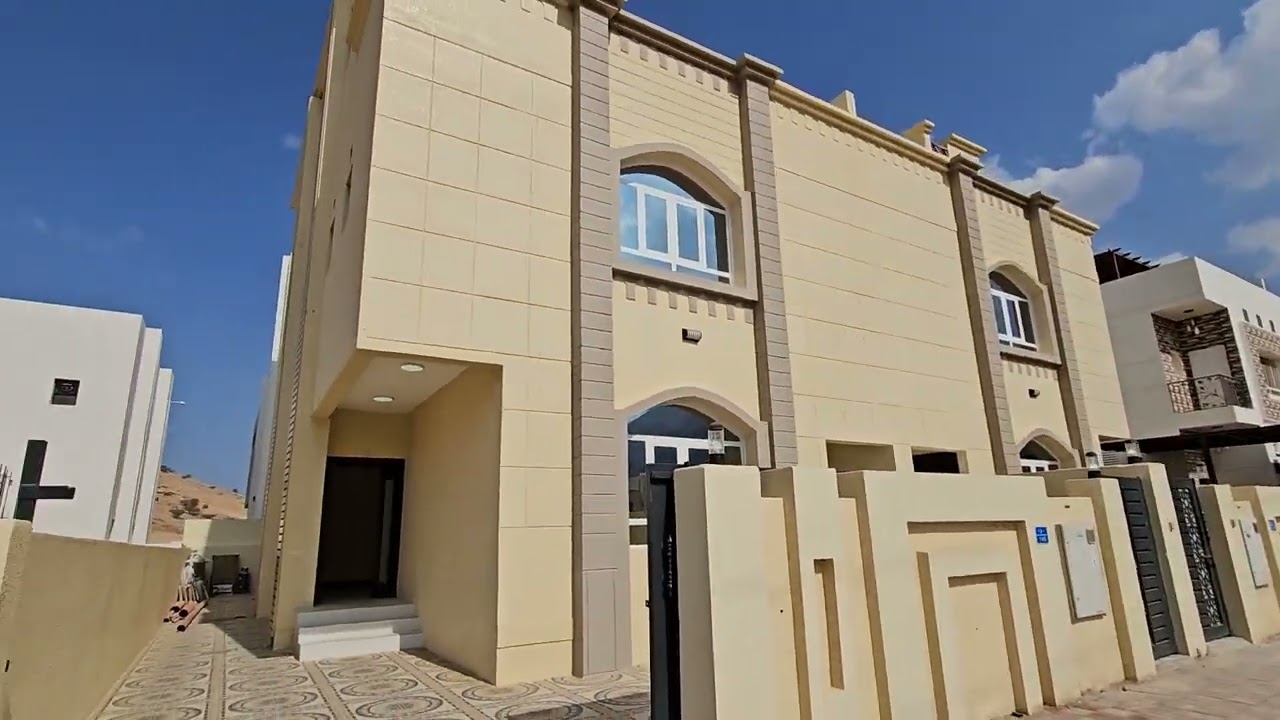 توين فيلا جميلة جدا للبيع في فلج الشام ولاية بوشر  تغطية المهندس سالم البرواني