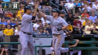 Celebrity 7/26/16: Seager's bat and glove helps Mariners win Wealth