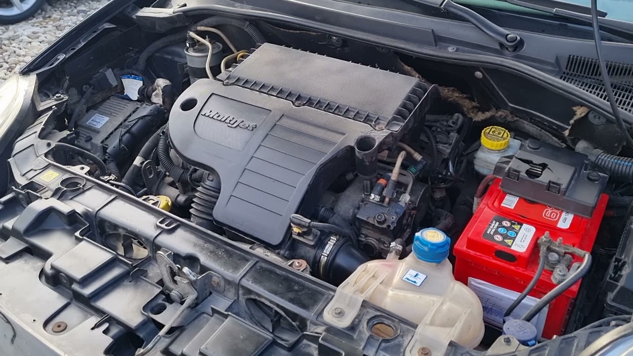 Fiat 1.3 MJet Engine Sound - YouTube