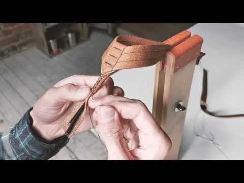 Making the Original Wanderer leather flip flop sandals by hand in The Sole