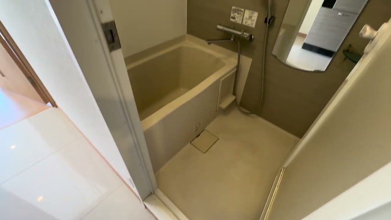 【ルーブル多摩川九番館505】南向き角部屋の1Kタイプ！閑静な住宅街ですがスーパーも近くで良い住環境です！