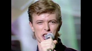 David Bowie - Boys Keep Swinging - live 1979 (excellent quality) Kenny Everett Video Show