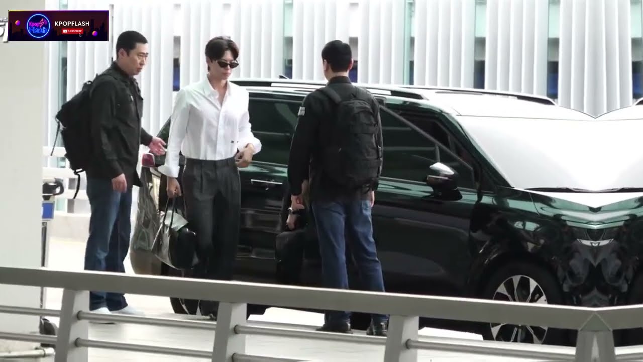 Park Bo-gum Turns Airport into a Catwalk in Just a White Shirt and Trousers