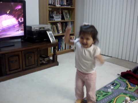 Rosa Doris-Baby Dancing to I'm Yours by Jason Mraz