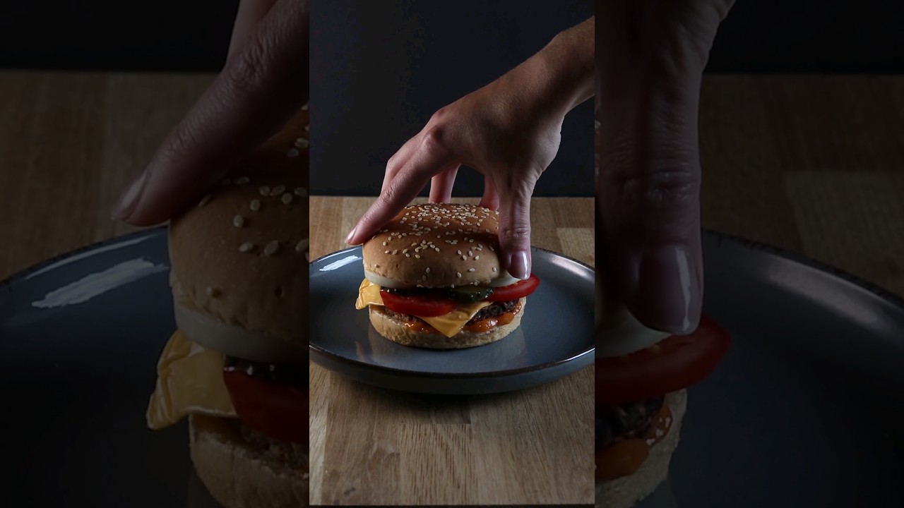 food photoshoot: burger anyone?🍔 