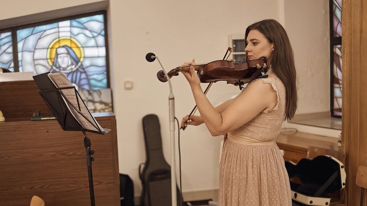 ,,Witaj pokarmie’’ pieśń liturgiczna - śpiew i skrzypce