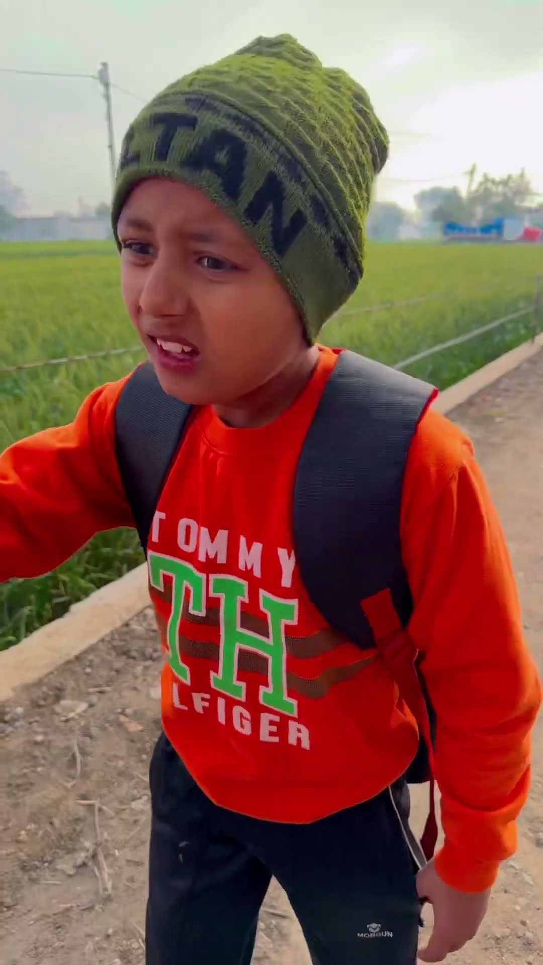 नीचे पड़े चीजों को नहीं खाते ?? #shorts #love #ytshorts #viralvideo #trending #ytshortsindia