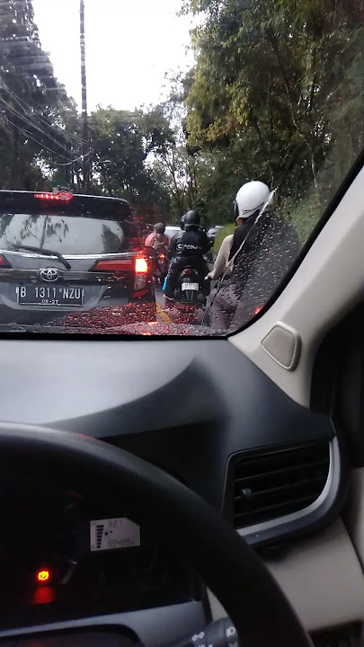 Jalan ciwidey macet parah