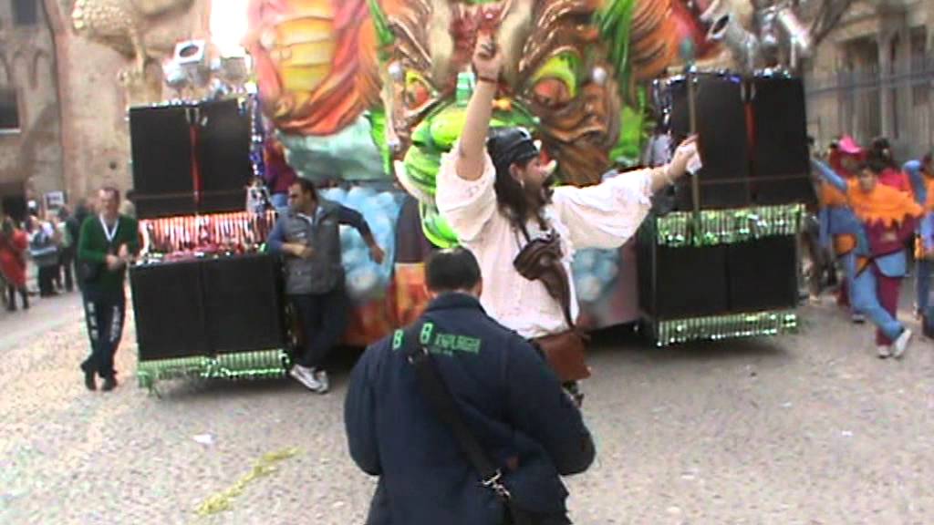 Carnevale Cento 2012 Toponi in gran parata