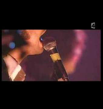 Albert Hammond Jr. - Holiday auf YouTube ansehen