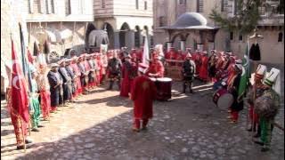 Dik Dur Eğilme, Bu Millet Seninle Mehteran Takımı Başbakana Özel