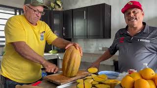 Cosechamos la calabaza del patio de mi casa y la cosemos con piloncillo