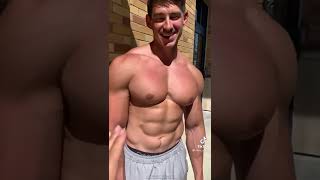 Chris elkins big pecs