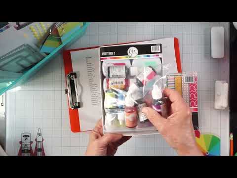 Join me as I pack my creative bag for CRL26