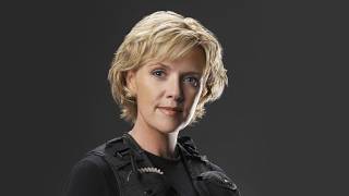 SEXY PHOTOS OF AMANDA TAPPING
