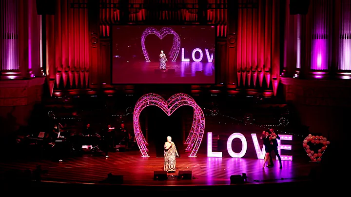 The Lord Mayor's Seniors Cabaret Gala 2019 - 06 He...