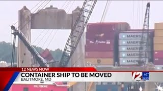 Container ship to be moved