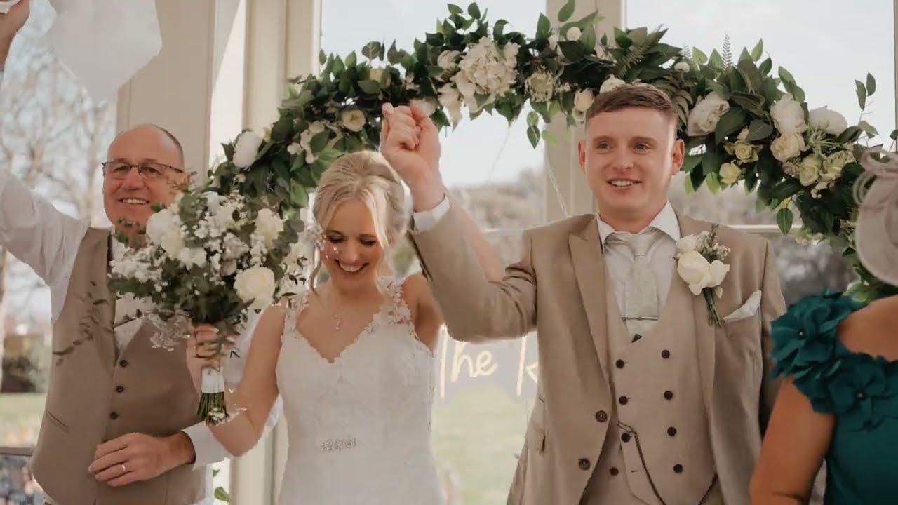 Becky & Nathan’s Elegant Summer Wedding at Clevedon Hall | Stunning Outdoor Ceremony in Somerset