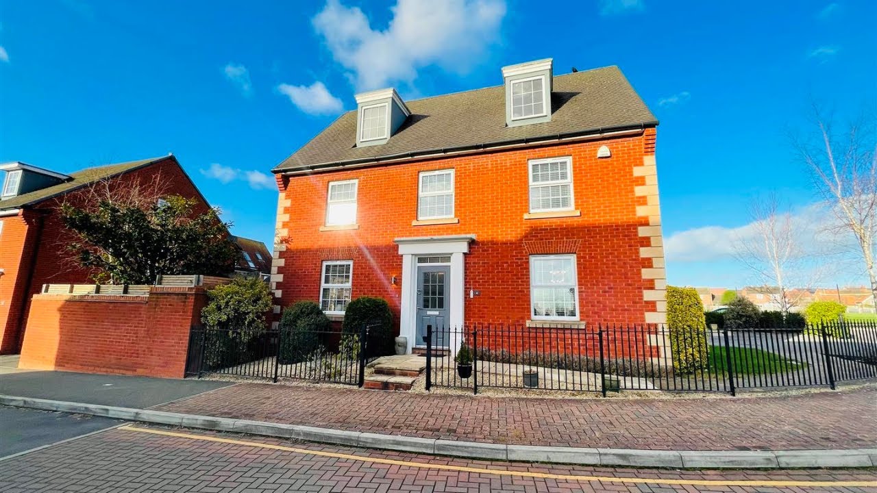 [Property For Sale] Cranesbill Road, Melksham YouTube