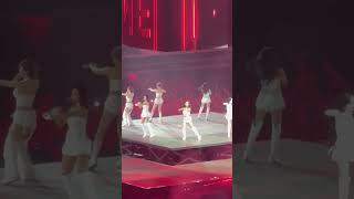 Twice -  Risky Risky  .. Wiggy Wiggy.   this is an emergency.. 💞 #twice