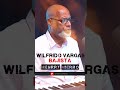Capture de la vidéo Esto Me Pasó Siendo Bajista De Wilfrido 🔥 | Henry Hierro @10Preguntas