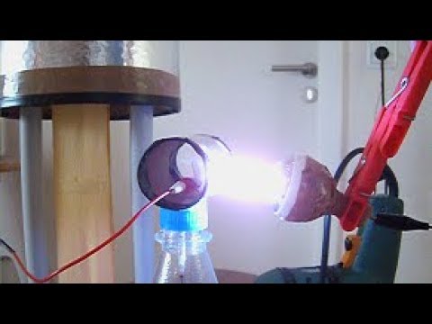 Vídeo: Quants volts hauria d'apagar un generador d'arrencada?