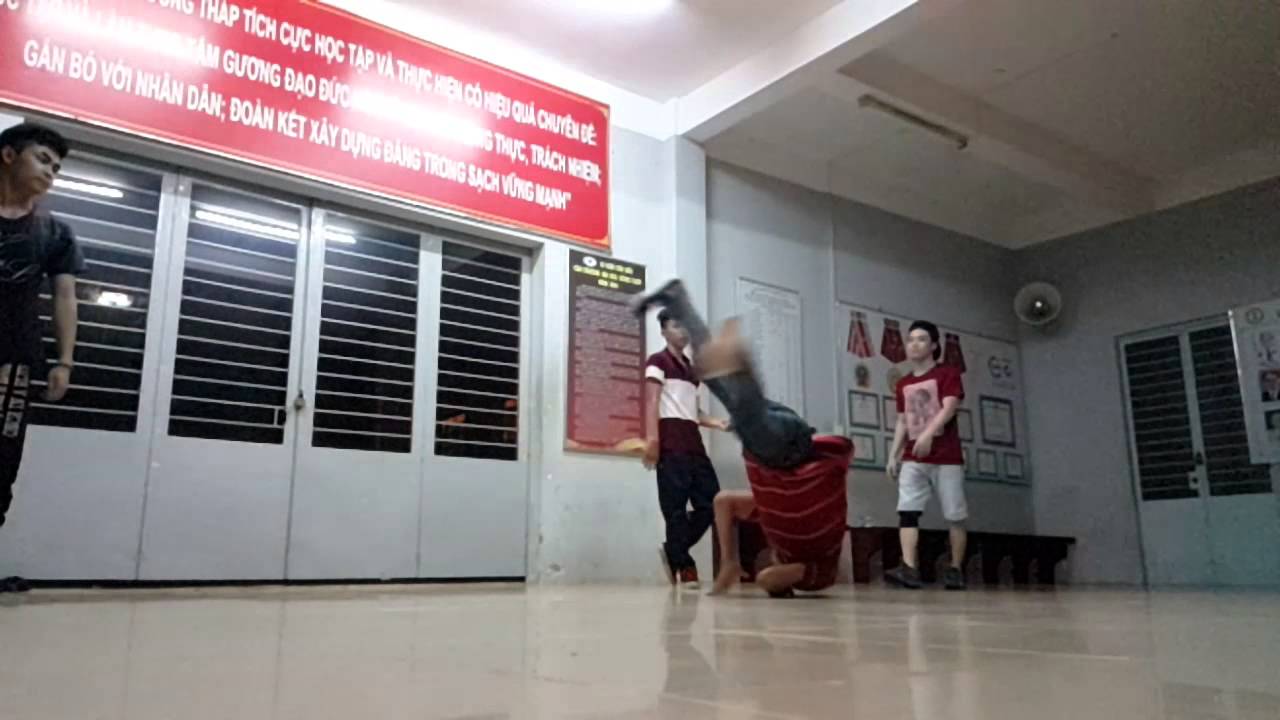 Combo Bboy sora ( Slow motion)- film Bboy Heroes