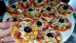 بيتزات صغار رائعين مع سر نجاح العجين رطب وخفيف/pizza 