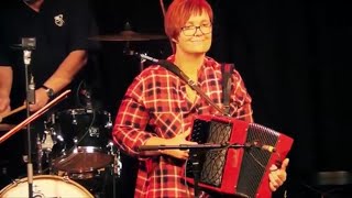 Dancing Willow live - From Trad To Joy