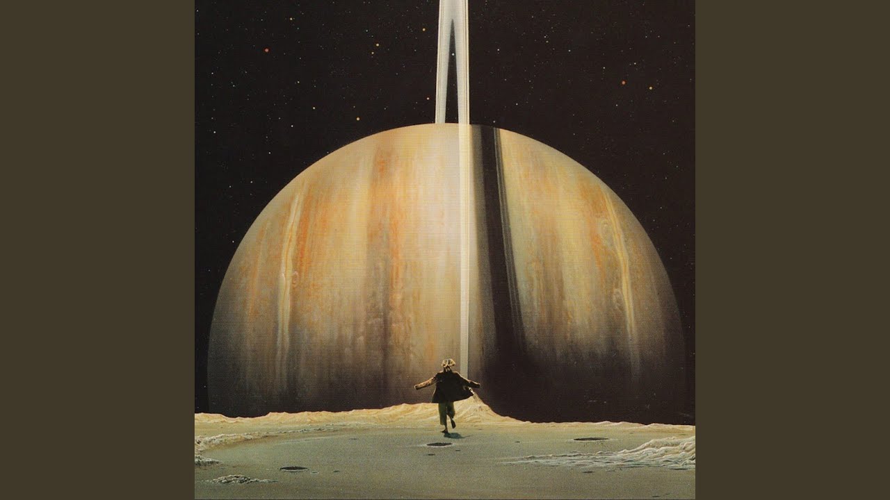 在 YouTube 上观看 Day Moon