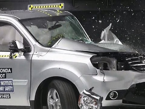 Chevy, GMC and Toyota earn top ratings in crash test