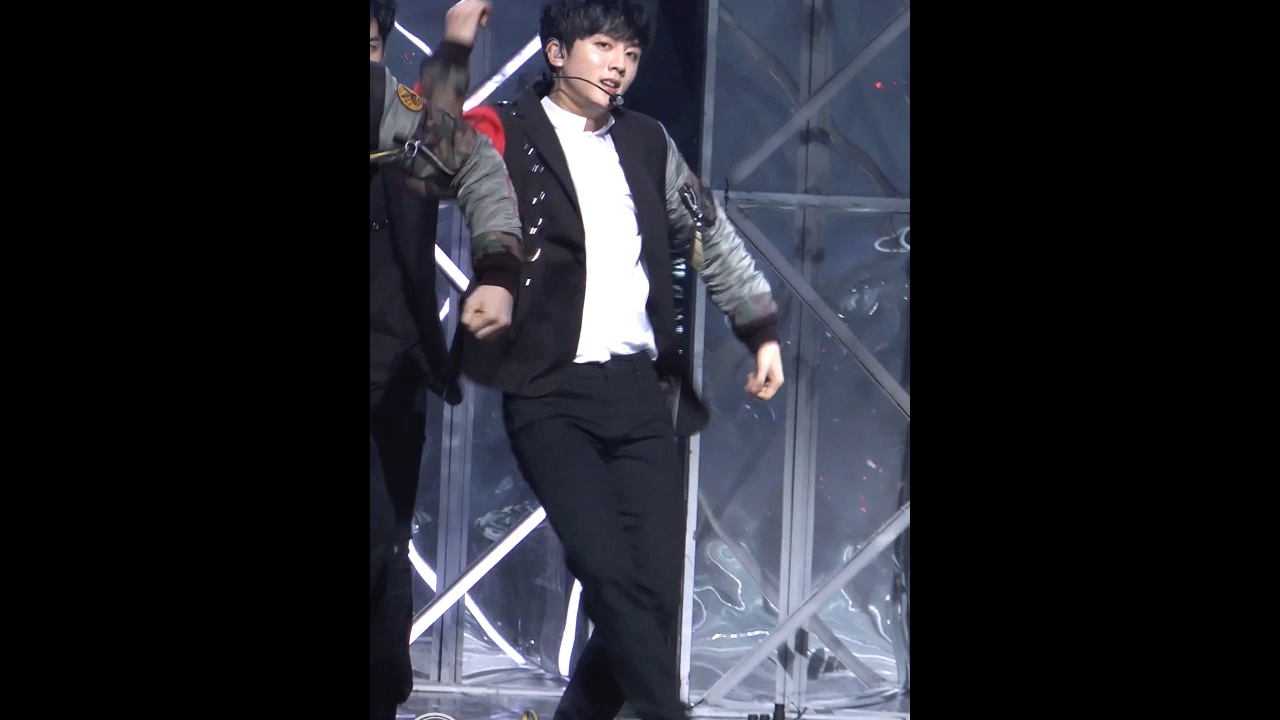ヨンビン「その他の公式Fancam」公式Fancamのサムネイル