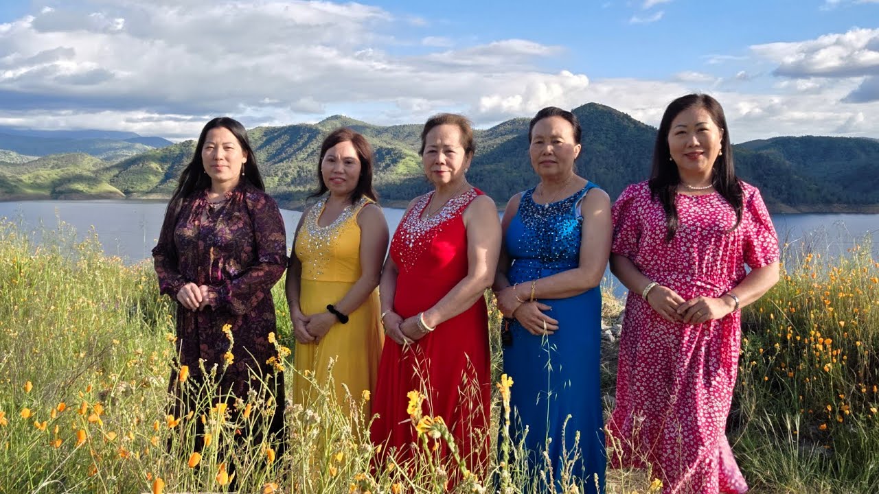 Kwv Txhiaj Viv Ncaus Yuav Ncaim Mus Tsev 