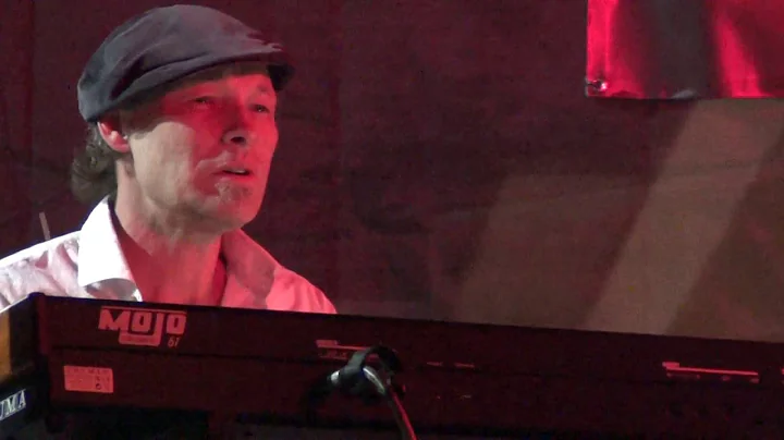 Ira Friedman Quintet plays Many Rivers To Cross by...