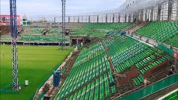 MEER MOOIE ENKELE STOELEN WORDEN GEÏNSTALLEERD, TRIBUNES WORDEN GEVORMD, UPDATE OVER HET TELADAN MEDAN STADION
