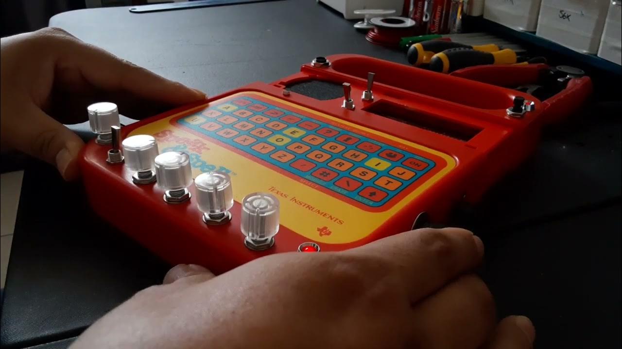 Speak and Spell Circuit-Bending - YouTube