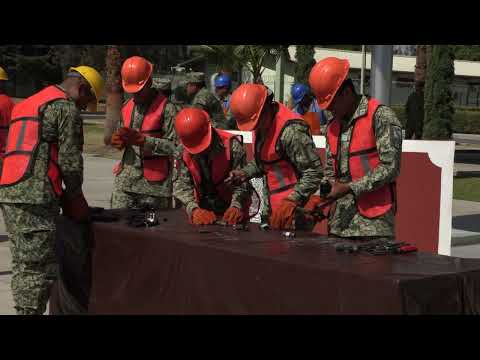 Asiste Pablo Lemus Gobernador de Jalisco a 15va Zona Militar a destrucción de armamento decomisado