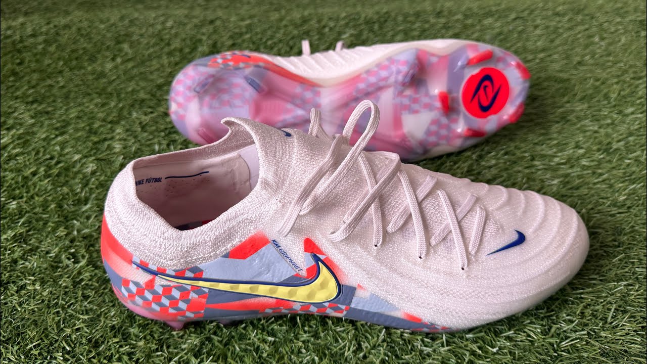 S*i様 ※コメント見て：NIKE PHANTOM GX2 Elite FG Nike Phantom GX 2