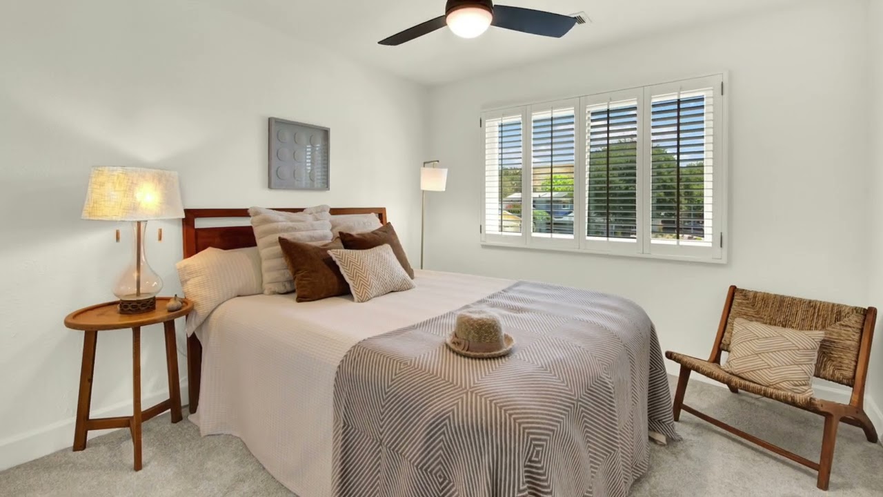 1040 Round Hill Circle, Napa CA