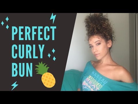 HOW TO: THE PERFECT MESSY CURLY BUN