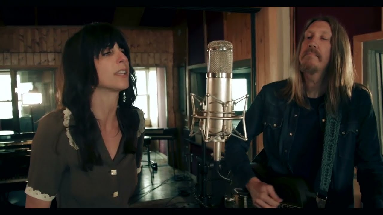 Nicki Bluhm - "Friends (How To Do It)" ft. Oliver Wood Official Video