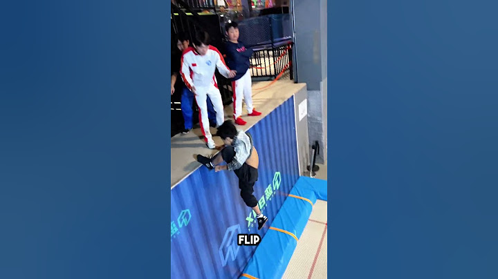 Never go to the trampoline park with your friends 😳