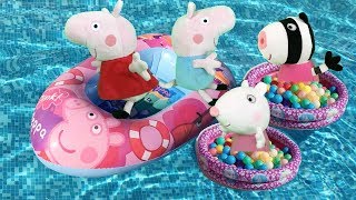 Peppa pig en español: Pepa la cerdita y sus amigos en la piscina de guardería infantil de peluches