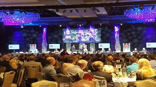 Tony Dungy presents Bart Starr award at Super Bowl breakfast