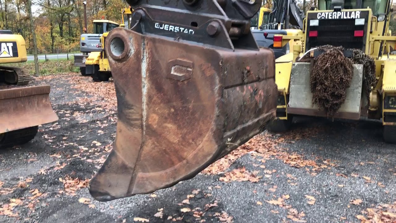 Grävmaskin Bandgrävare Volvo ECR 235 CL